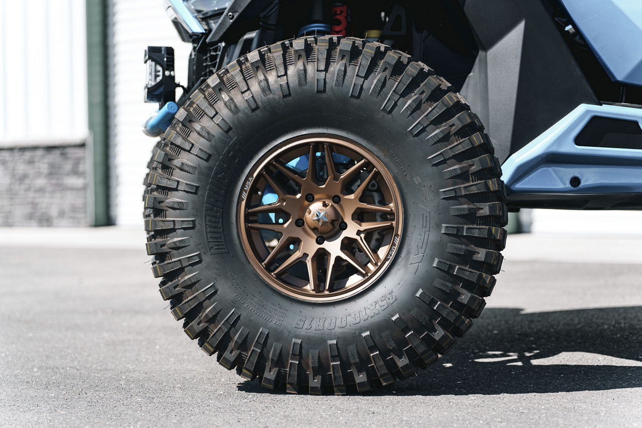 2024 Polaris RZR Pro R - KMC UTV RADAR - Bronze | MSA Wheels